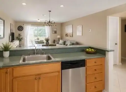 230 NE 26TH Avenue # 404, Boynton Beach FL 33435