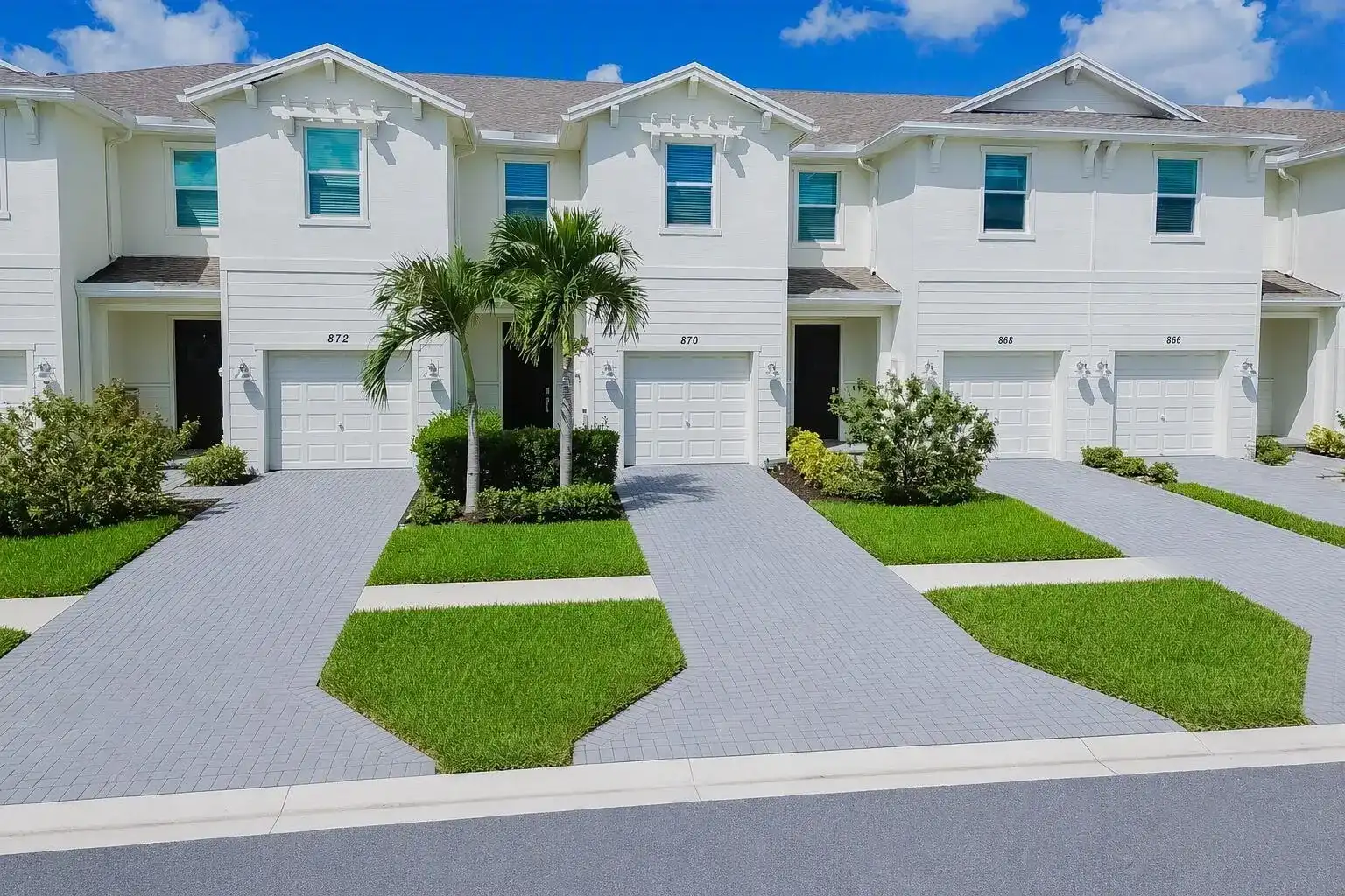 870 SE Grovebush Lane, Port St. Lucie FL 34984