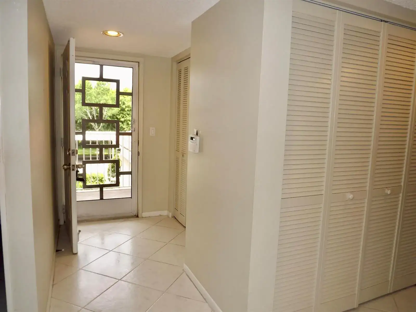 6112 Huntwick Terrace # 205, Delray Beach FL 33484 photo 4
