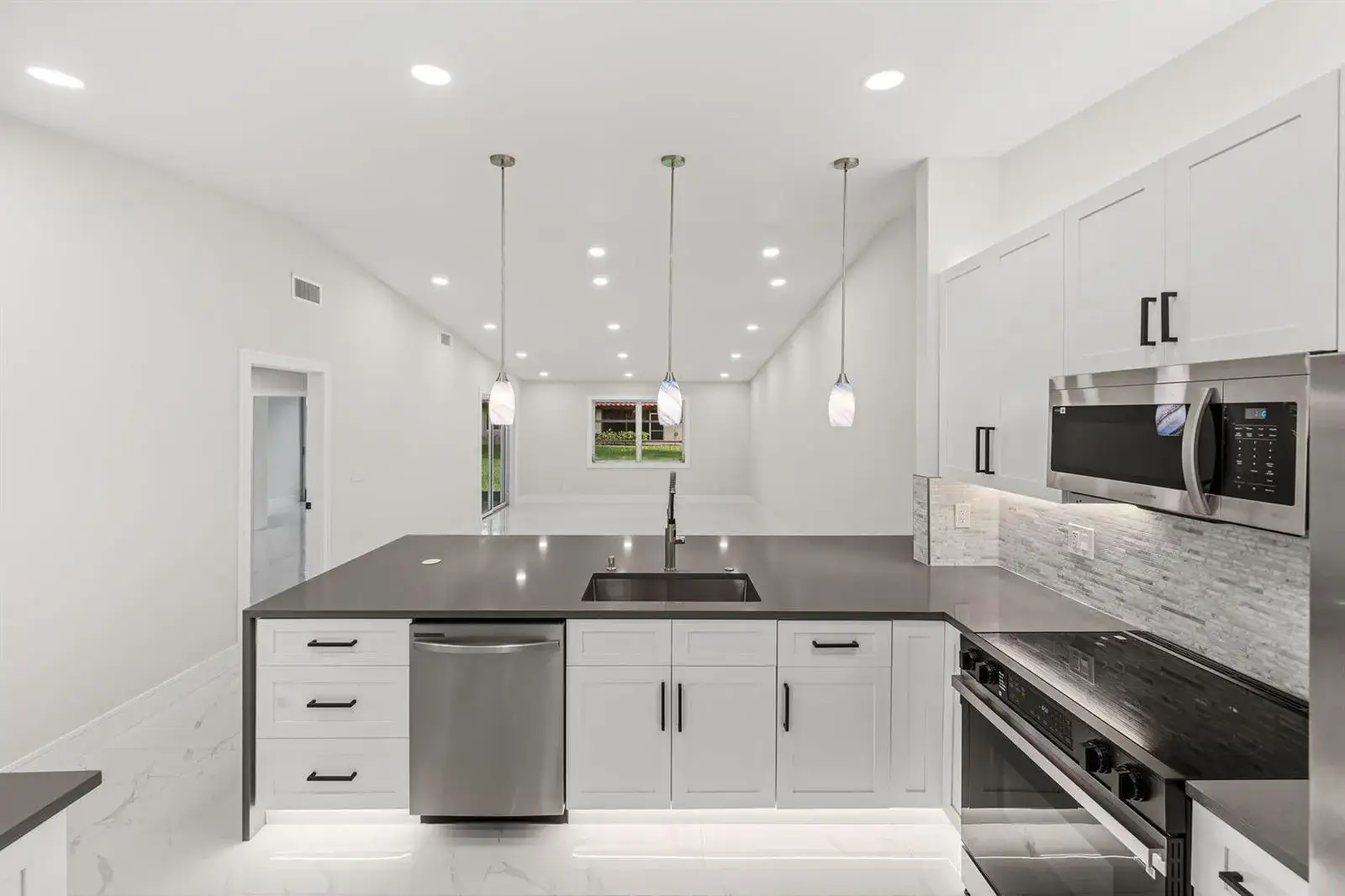6083 MILLINGTON Way, Delray Beach FL 33484