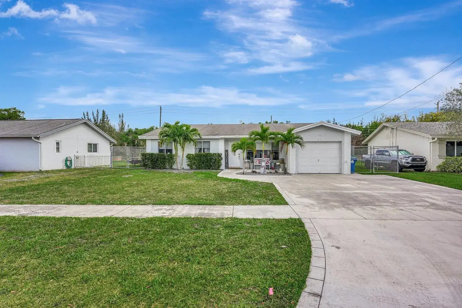 4770 NW 113th Avenue, Sunrise FL 33323 photo 2