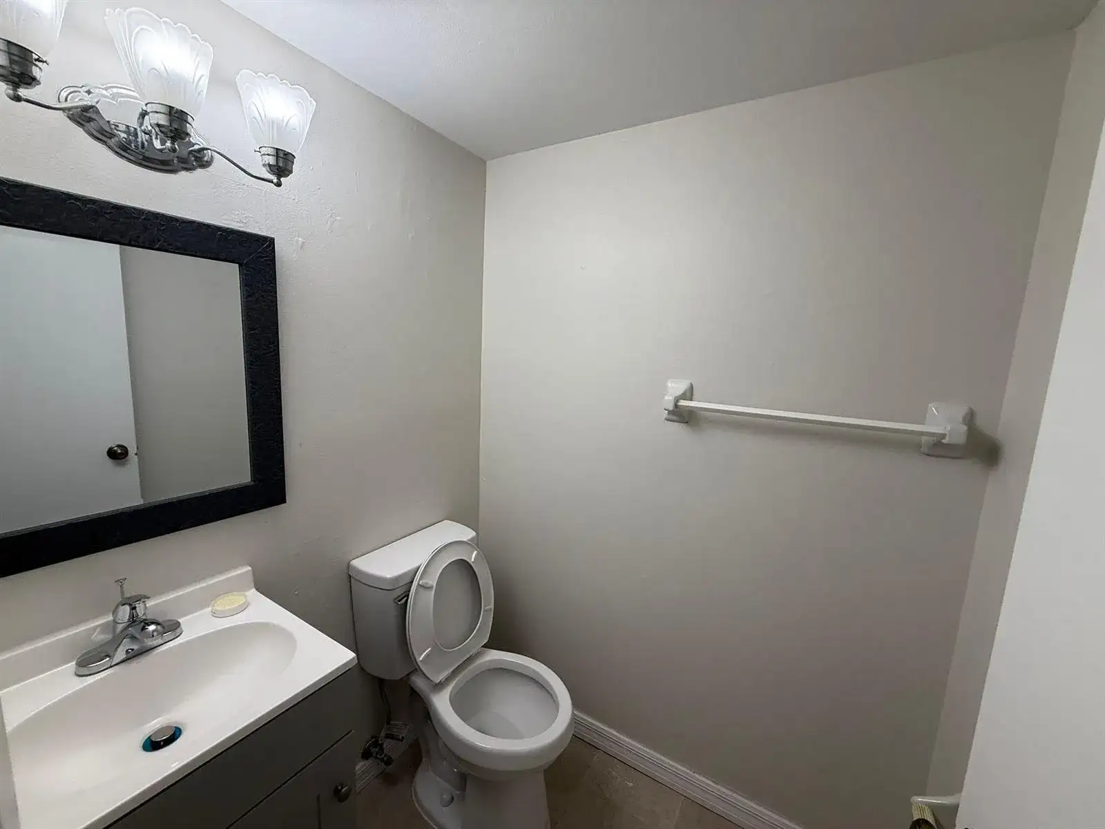 2200 SPRINGDALE Boulevard # 206, Palm Springs FL 33461 photo 5