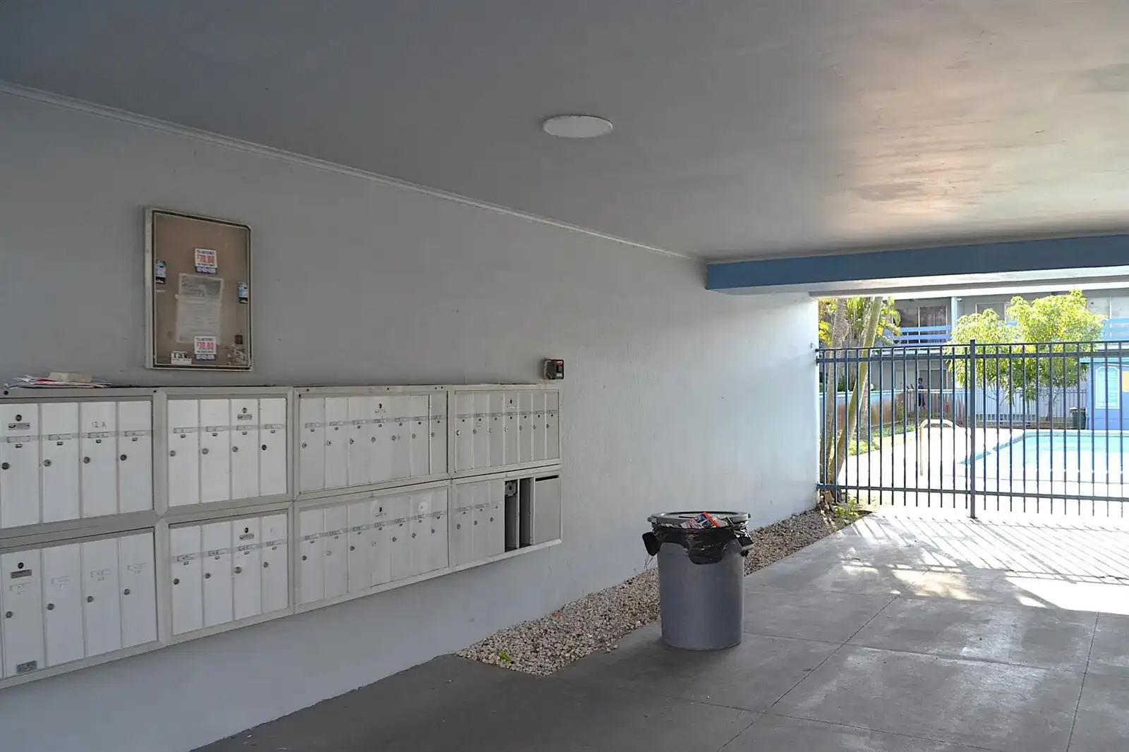 491 NW 42nd Avenue Apt 18, Plantation FL 33317 photo 5