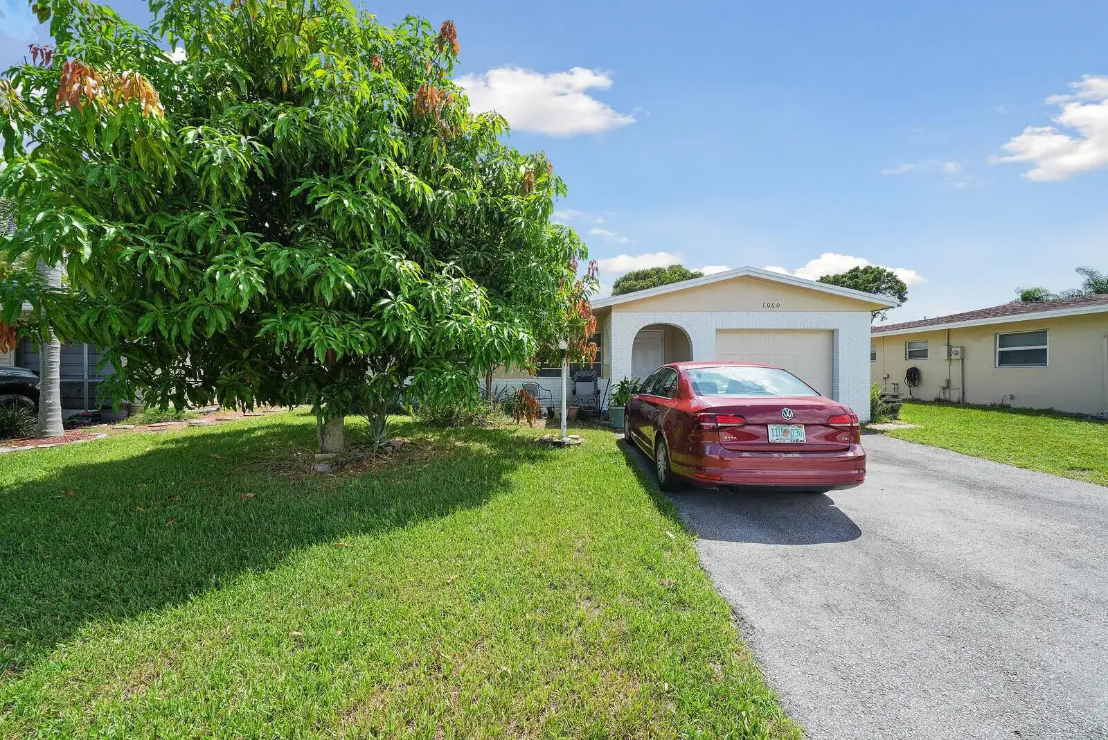 1060 NW 49th Court, Deerfield Beach FL 33064 photo 2