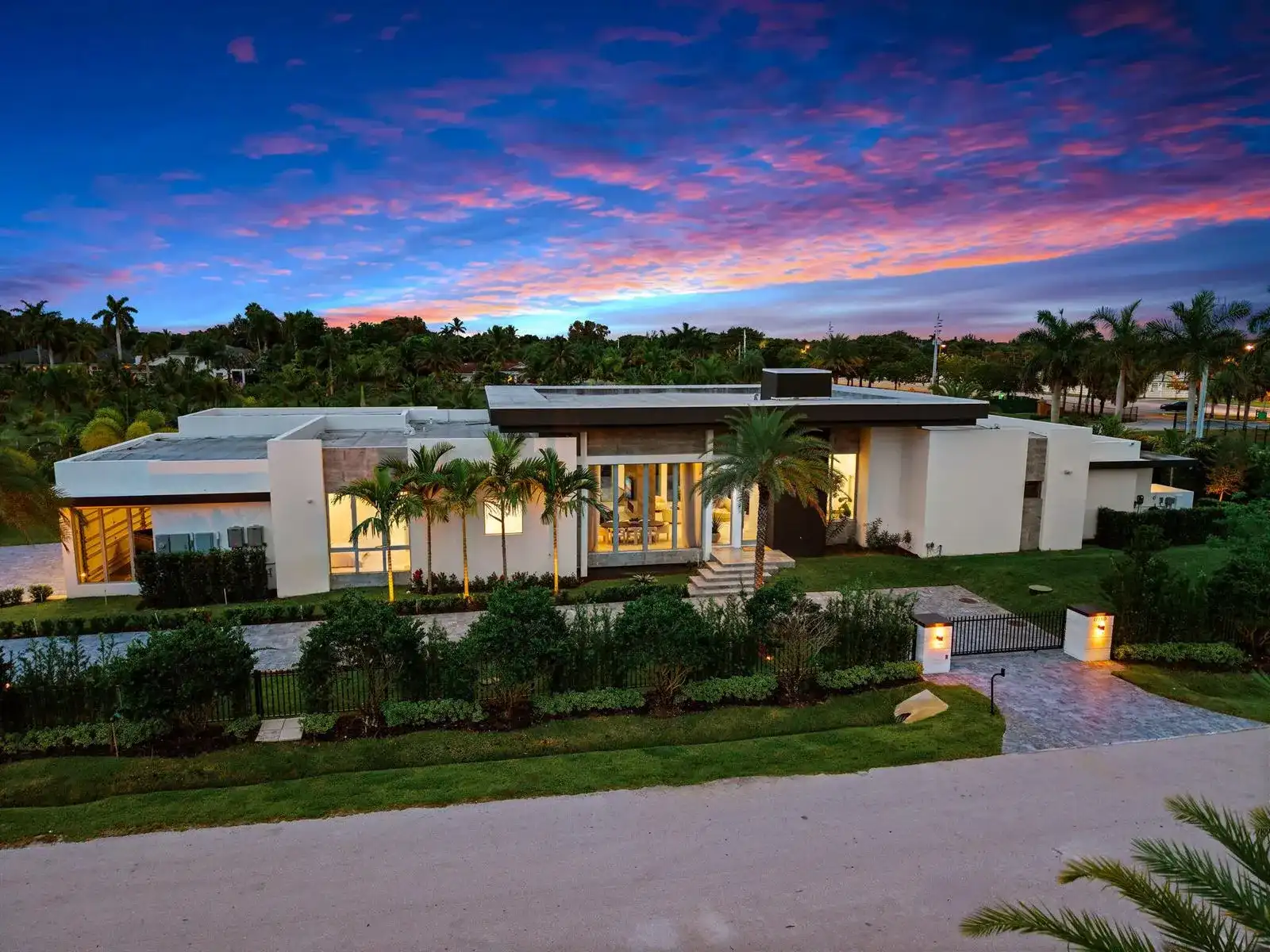 11780 NW 15TH Street, Plantation FL 33323