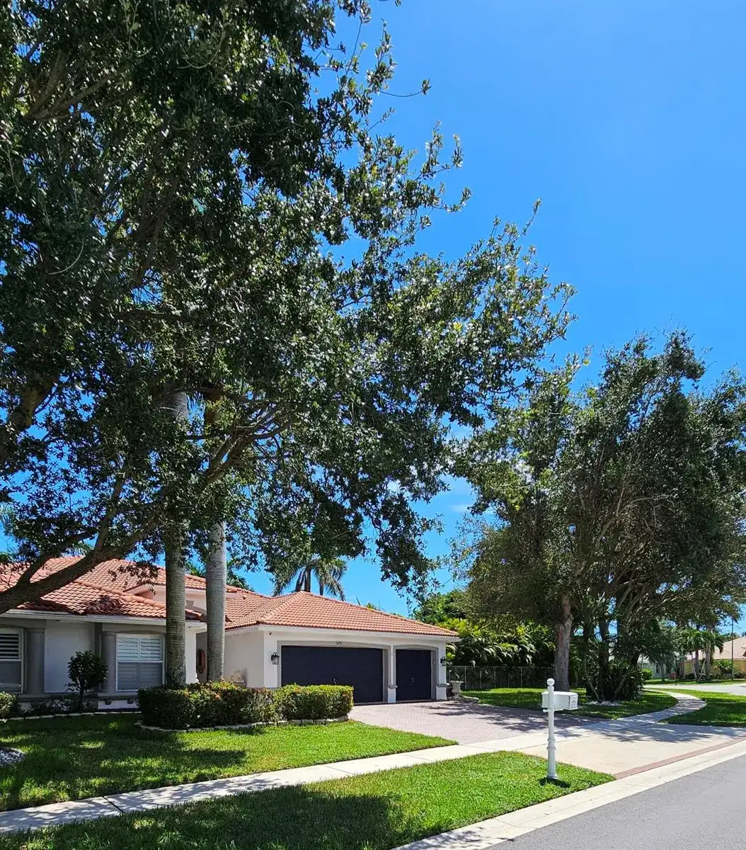 5291 Indianwood Village Lane, Lake Worth FL 33463 photo 3