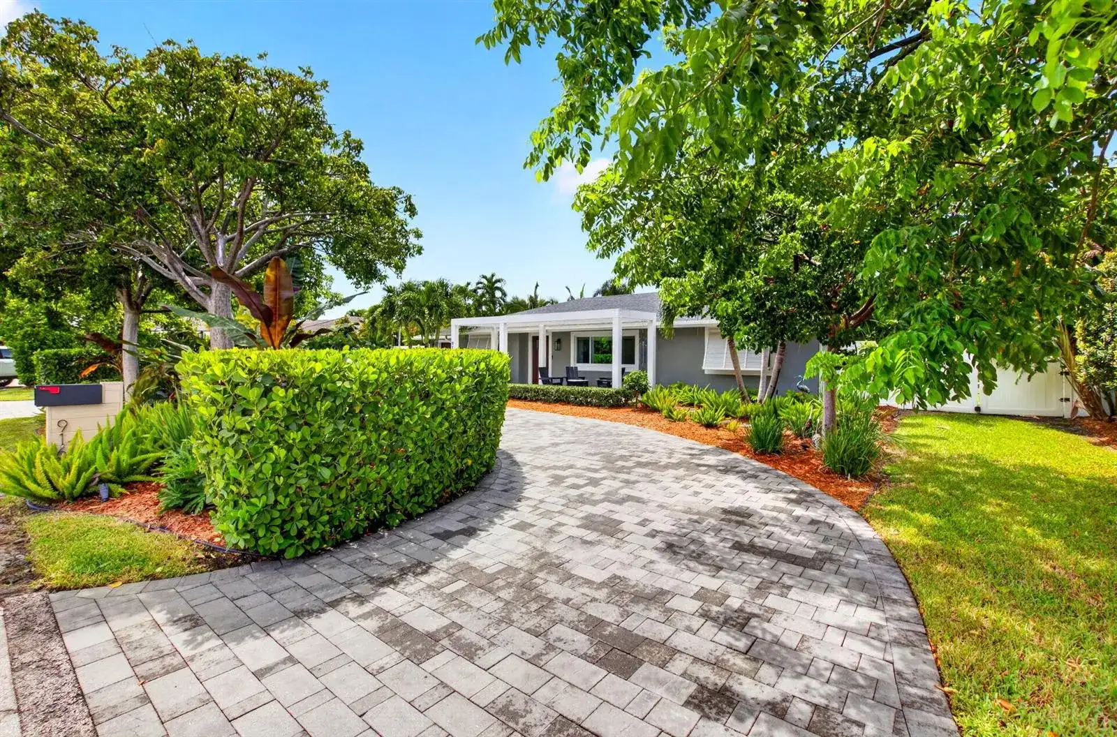 916 SW 36TH Court, Boynton Beach FL 33435 photo 4