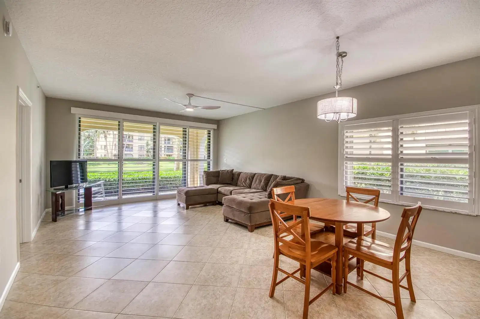 800 Uno Lago Drive # 105, Juno Beach FL 33408 photo 3