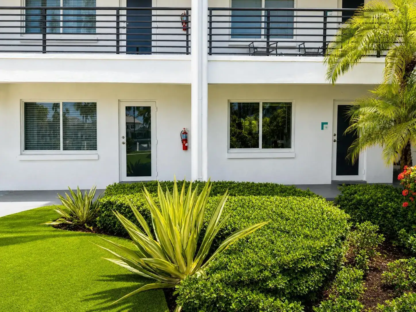 1035 Spanish River Road, Boca Raton FL 33432 photo 4