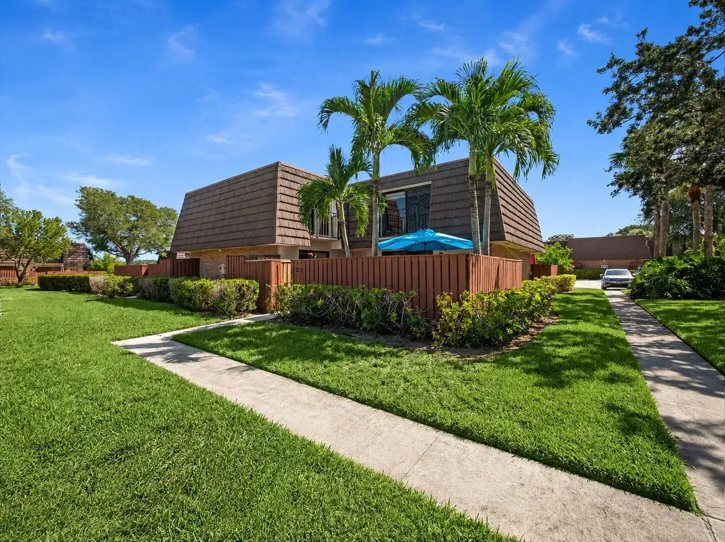2004 20th Court, Jupiter FL 33477 photo 4