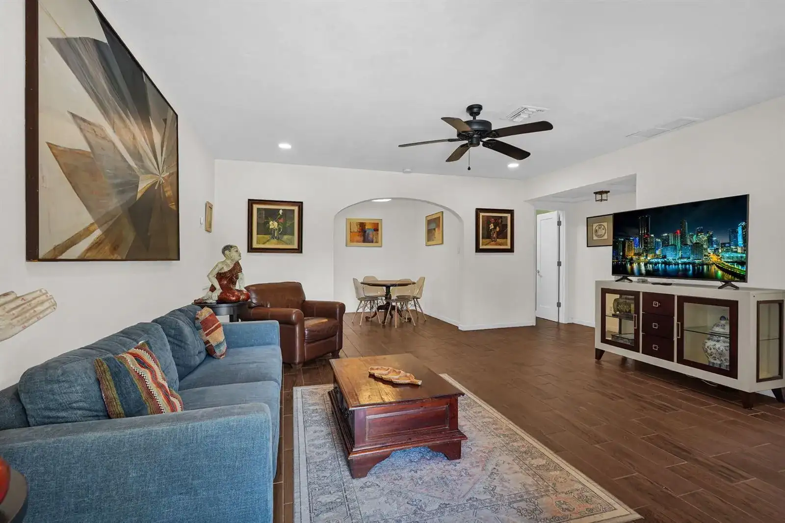 300 S Riverside Drive, Pompano Beach FL 33062 photo 4