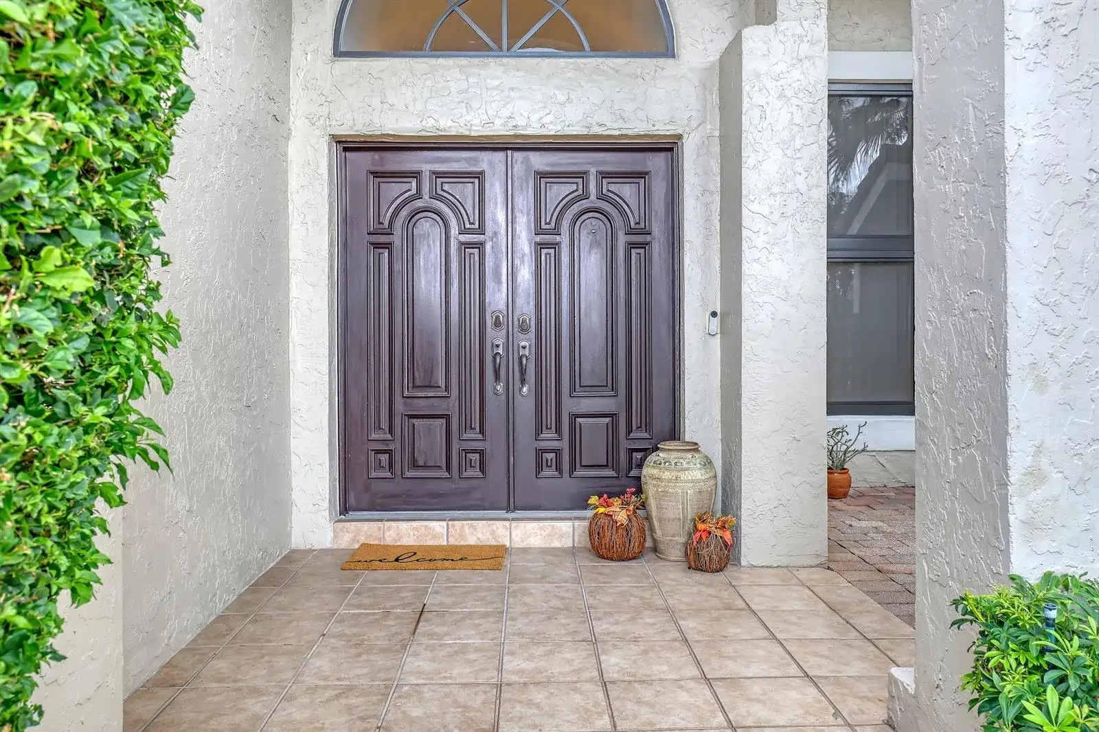 2156 AMESBURY Circle, Wellington FL 33414 photo 5