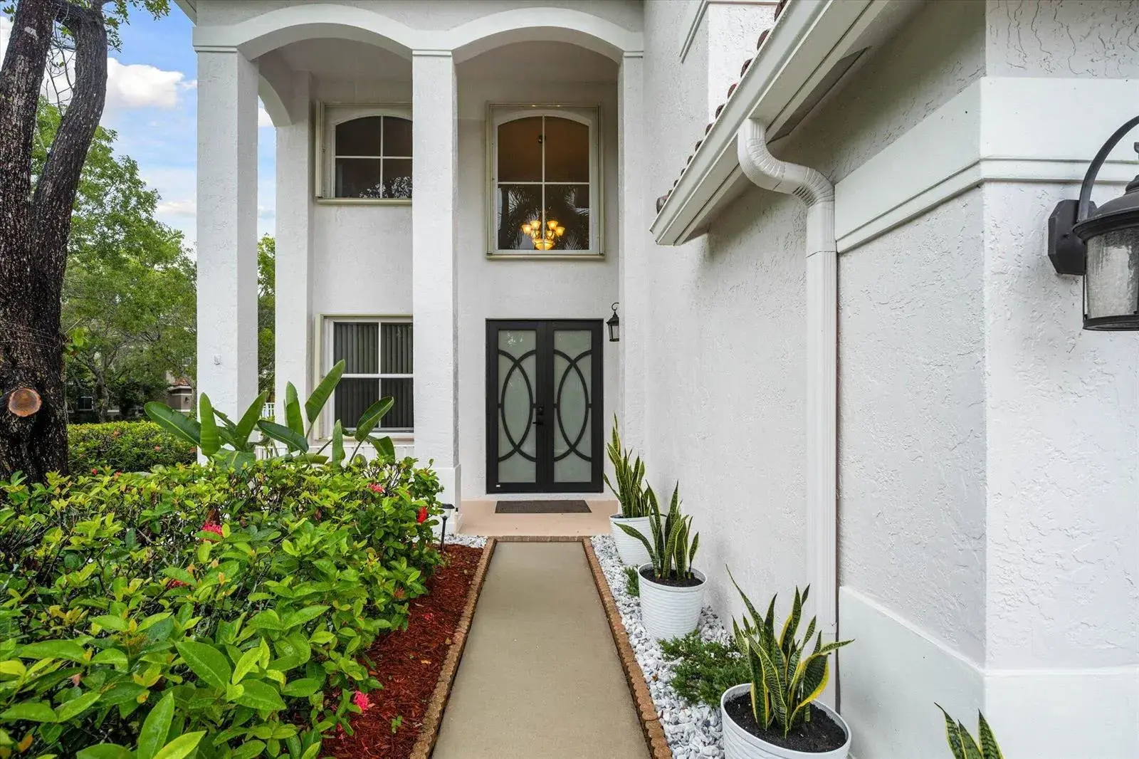 890 HAWTHORN Terrace, Weston FL 33327