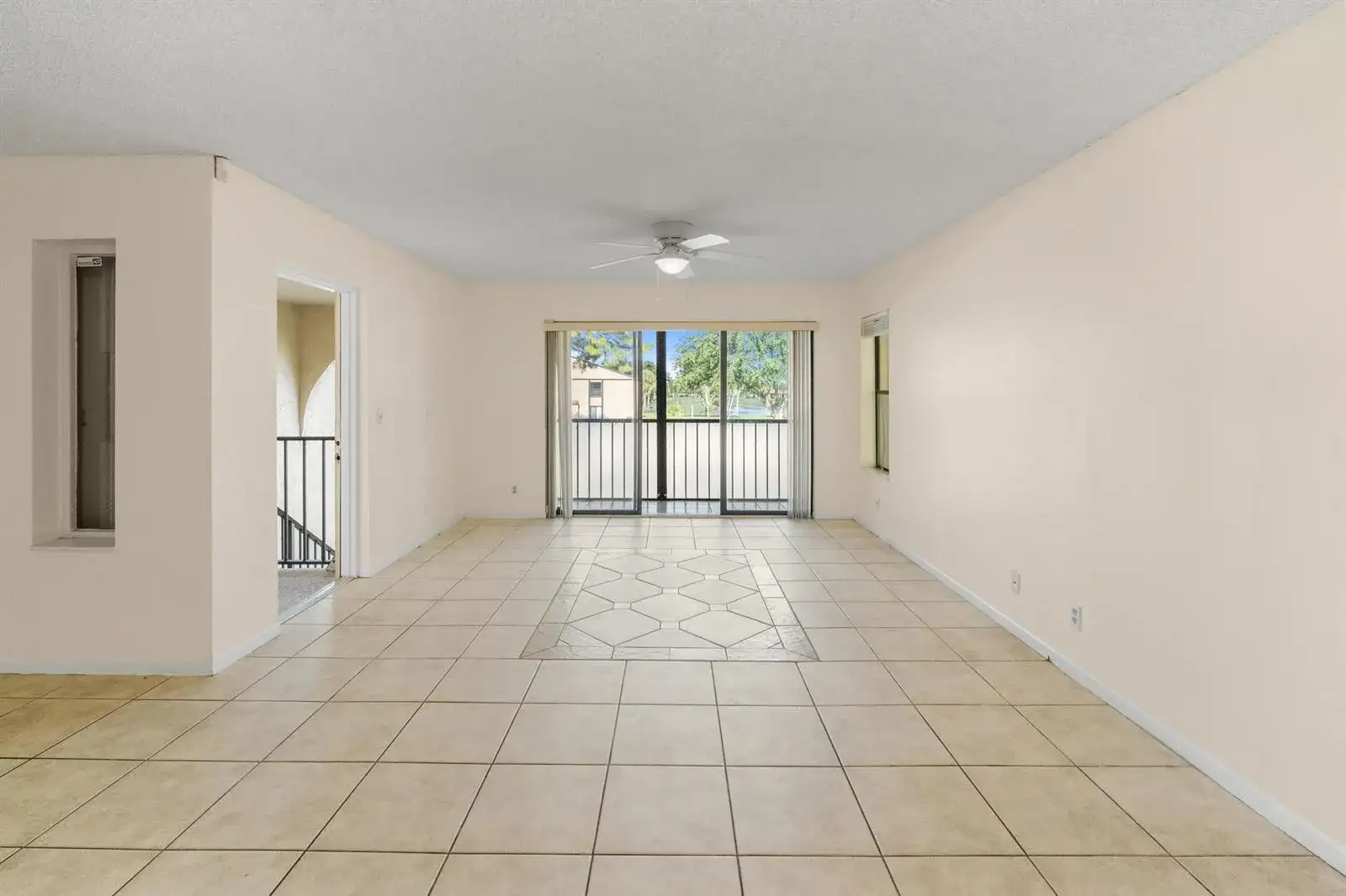 706 Sunny Pine Way # E2, FL 33415 photo 2