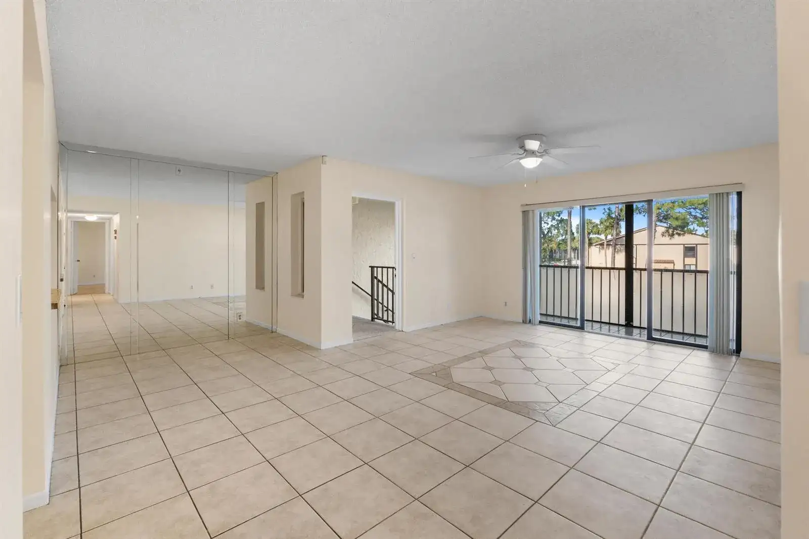706 Sunny Pine Way # E2, FL 33415 photo 3