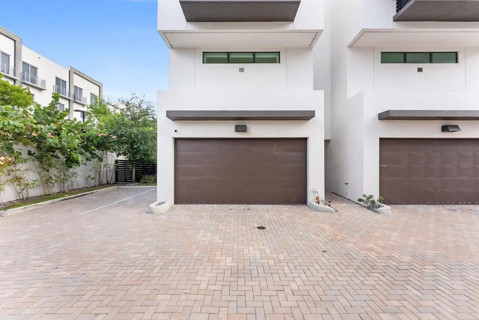1048 N Victoria Park Road, Fort Lauderdale FL 33304 photo 4