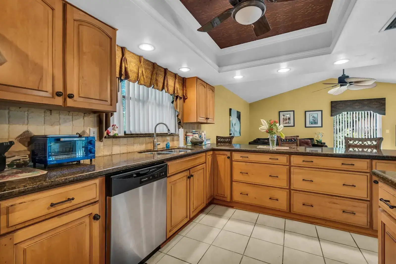 3839 NW 72nd Drive, Coral Springs FL 33065 photo 5