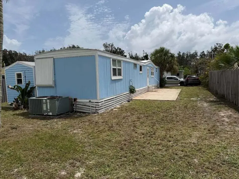 8364 SE Sandy Lane, Hobe Sound FL 33455