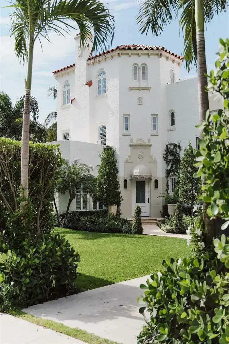 130 Brazilian Avenue, Palm Beach FL 33480 photo 2
