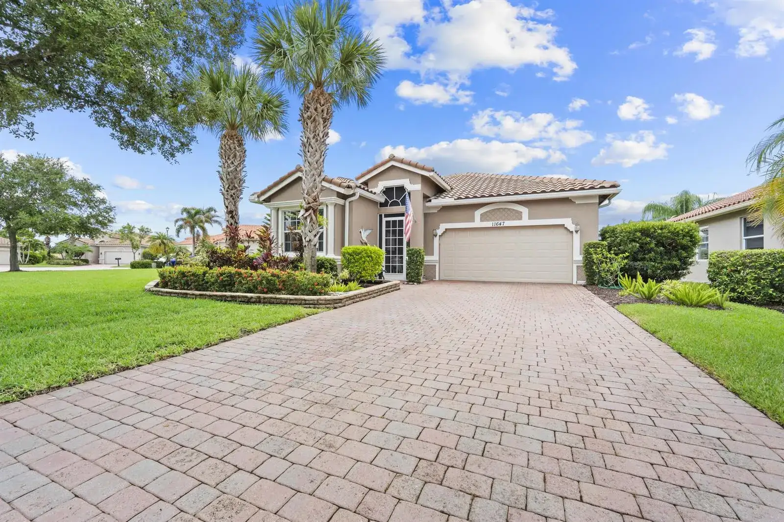 11647 SW Mountain Ash Circle, Port St. Lucie FL 34987 photo 2