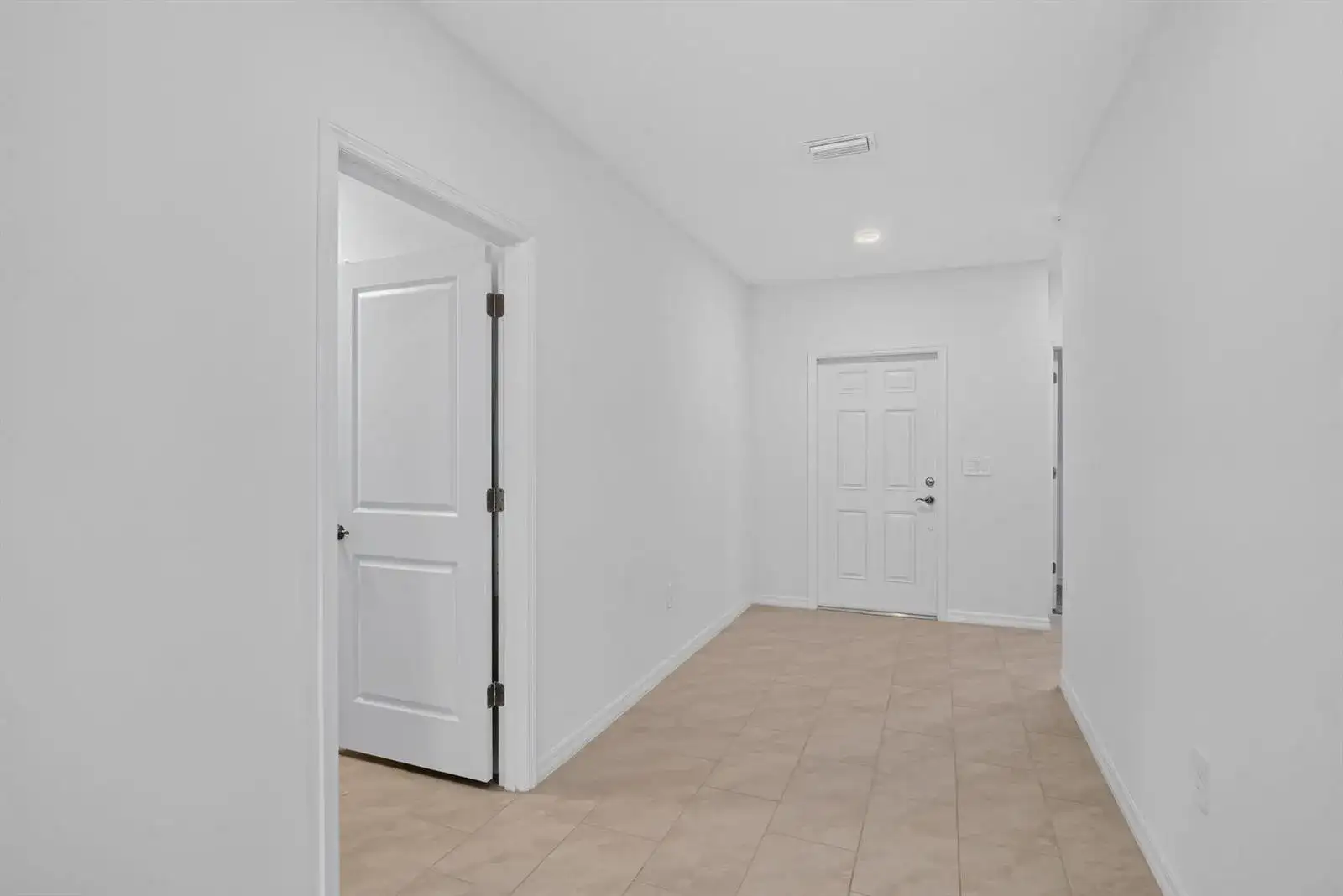 243 LAKESIDE BREEZE Way, Lehigh Acres FL 33936 photo 5