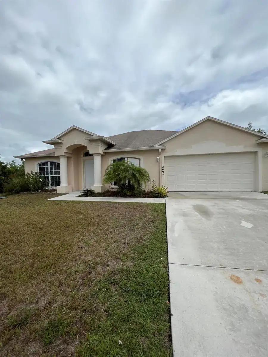 2697 SW Altamira Avenue, Port St. Lucie FL 34987 photo 2