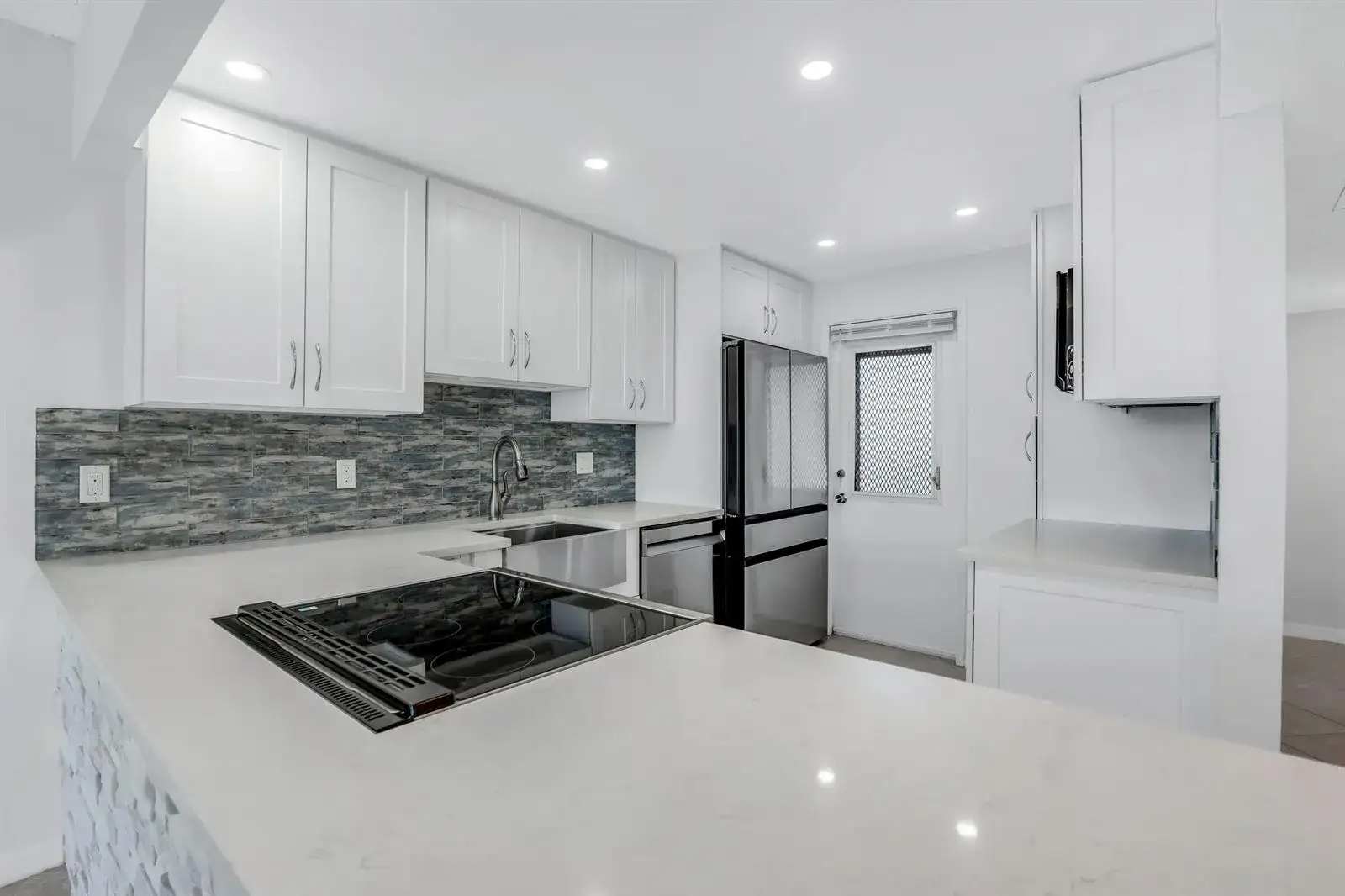 2651 S PALM AIRE Drive # 410, Pompano Beach FL 33069 photo 4