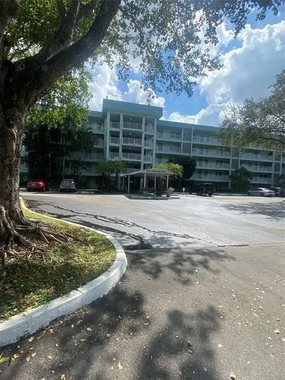 802 Cypress Grove Lane # 408, Pompano Beach FL 33069