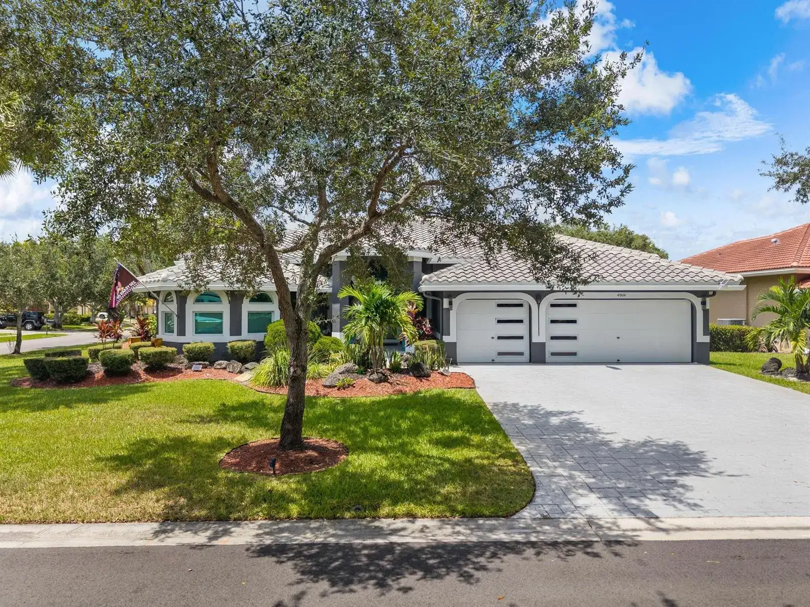 4904 NW 110TH Terrace, Coral Springs FL 33076 photo 2