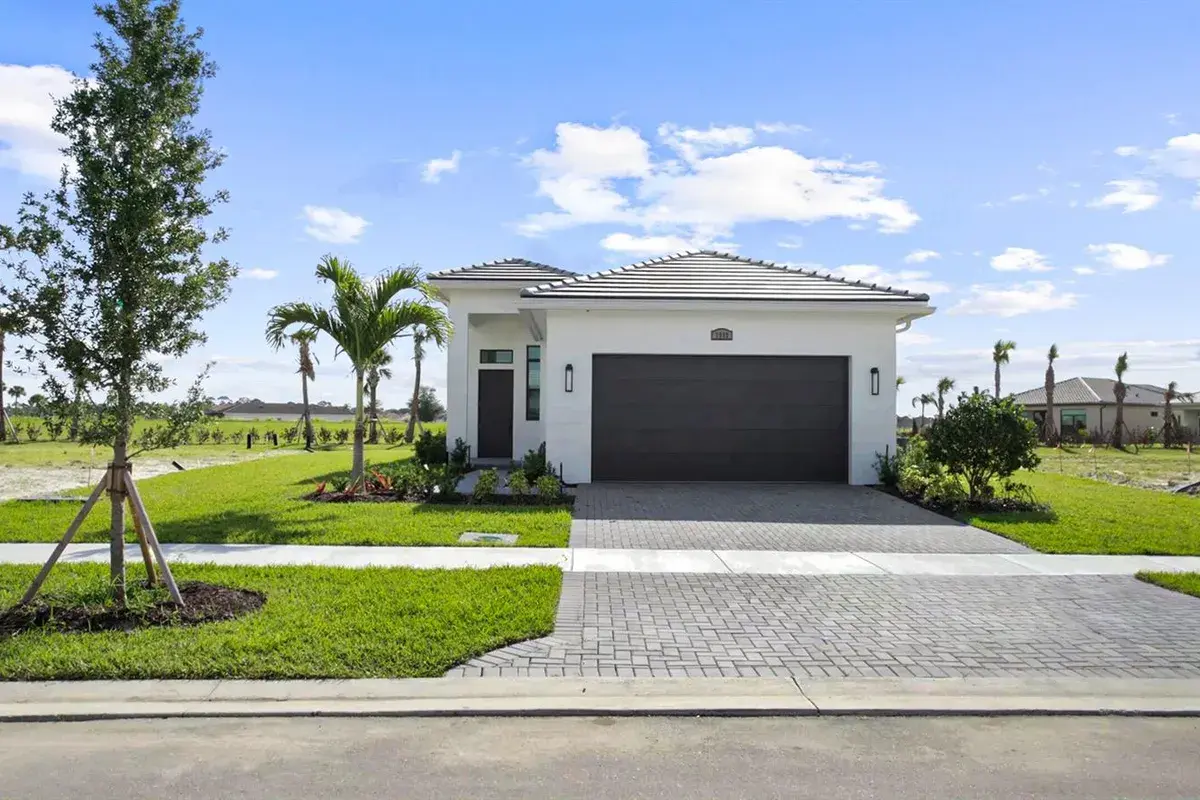 7999 SW ANDREA Way, Port St. Lucie FL 34987
