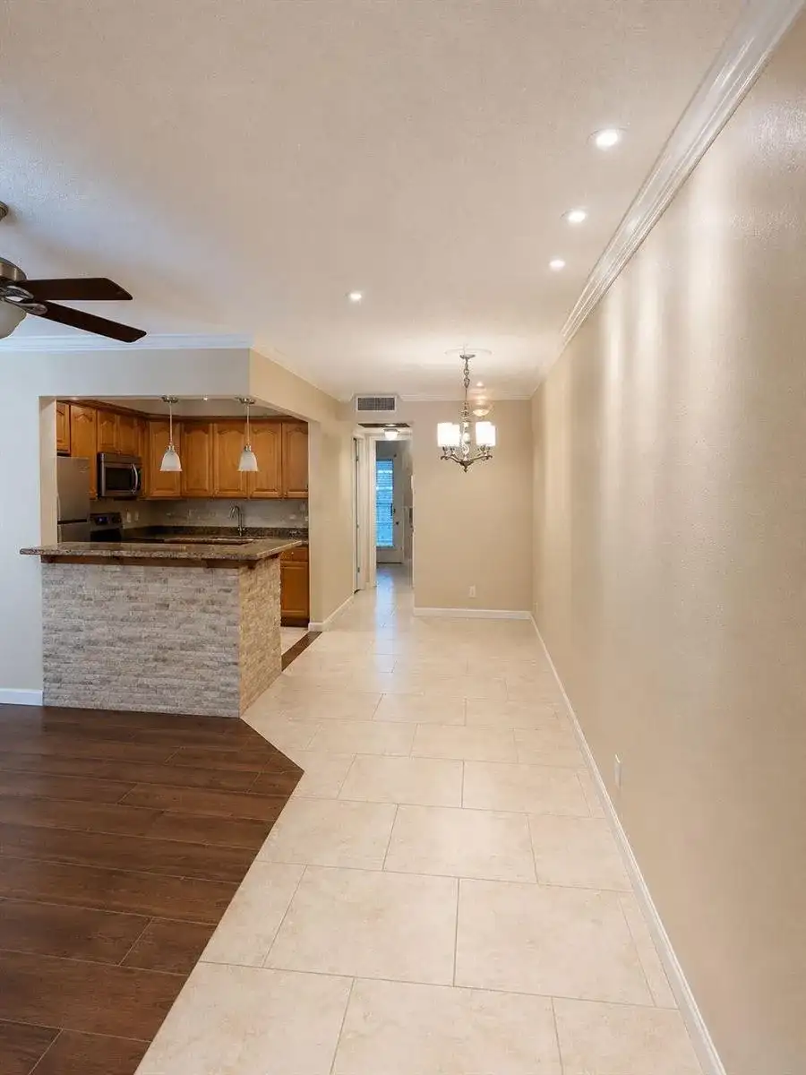 3100 SPRINGDALE Boulevard # 308, Palm Springs FL 33461 photo 5