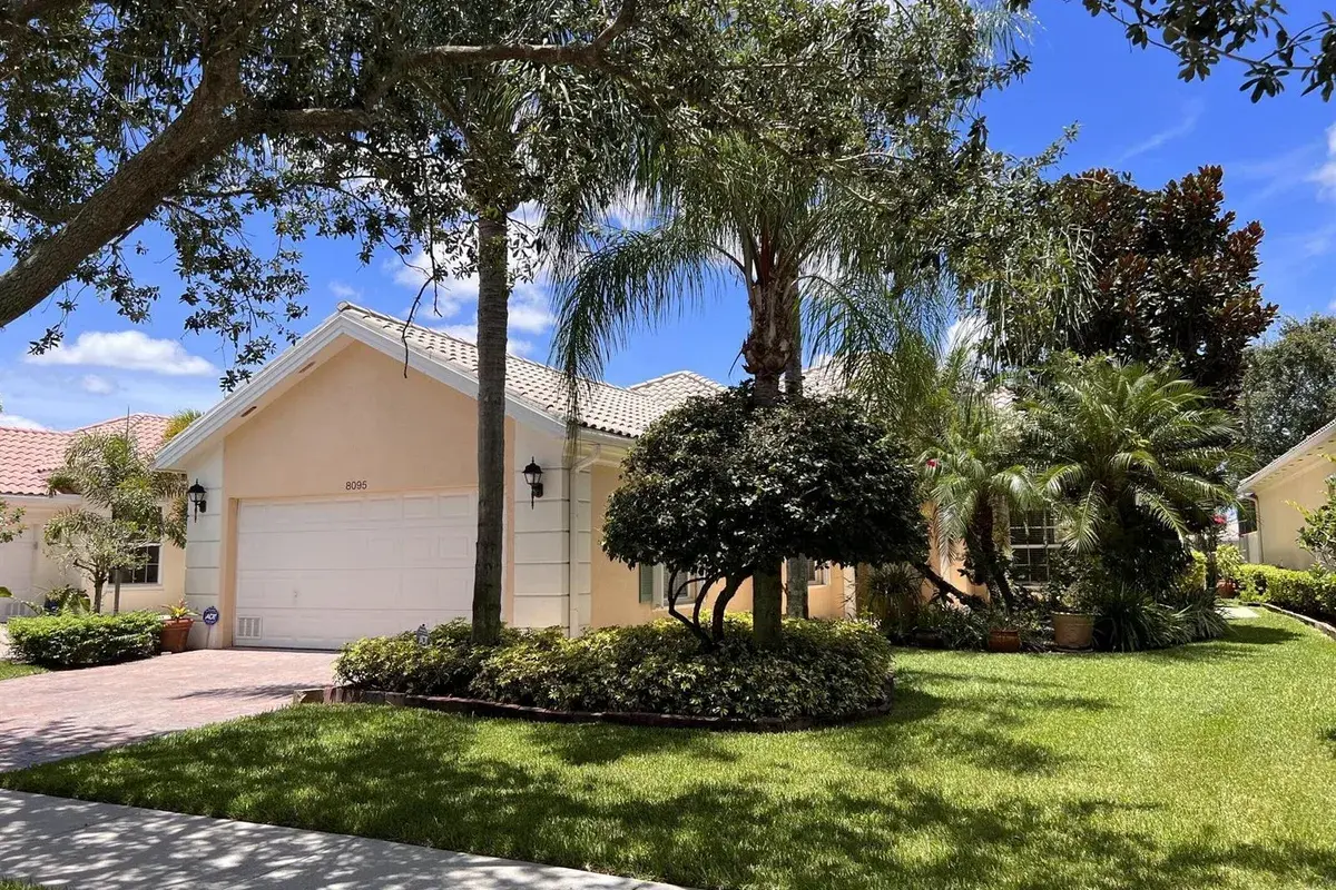 8095 LABORIE Lane, Wellington FL 33414