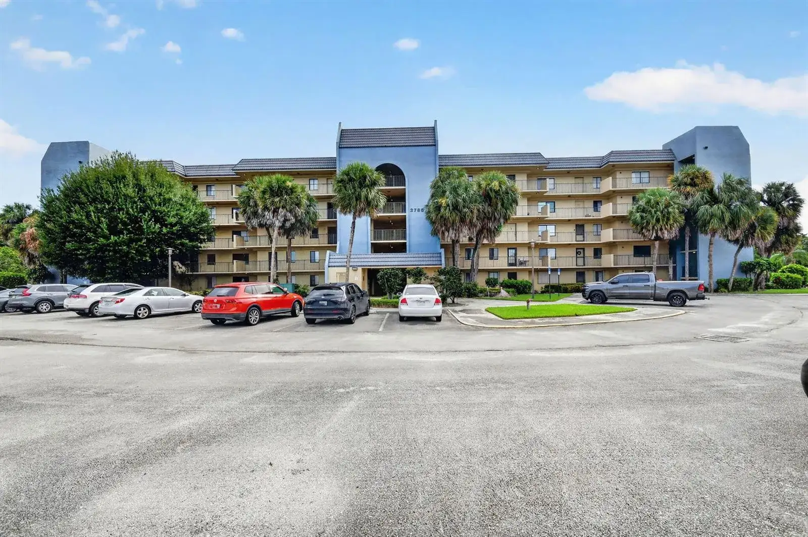 2786 TENNIS CLUB Drive # 407, West Palm Beach FL 33417