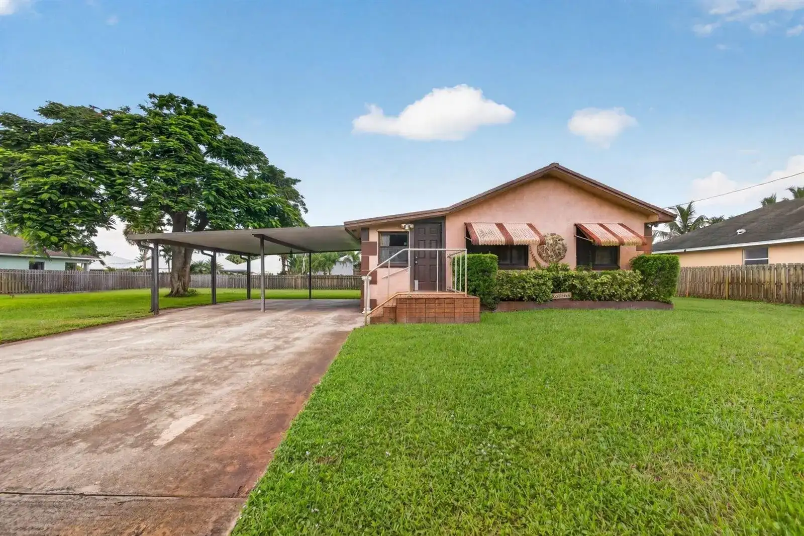 17596 CINQUEZ PARK Road W, Jupiter FL 33458 photo 2