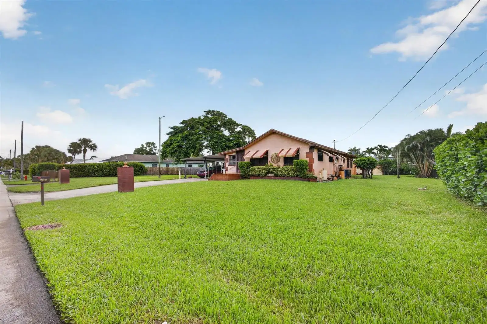 17596 CINQUEZ PARK Road W, Jupiter FL 33458 photo 4