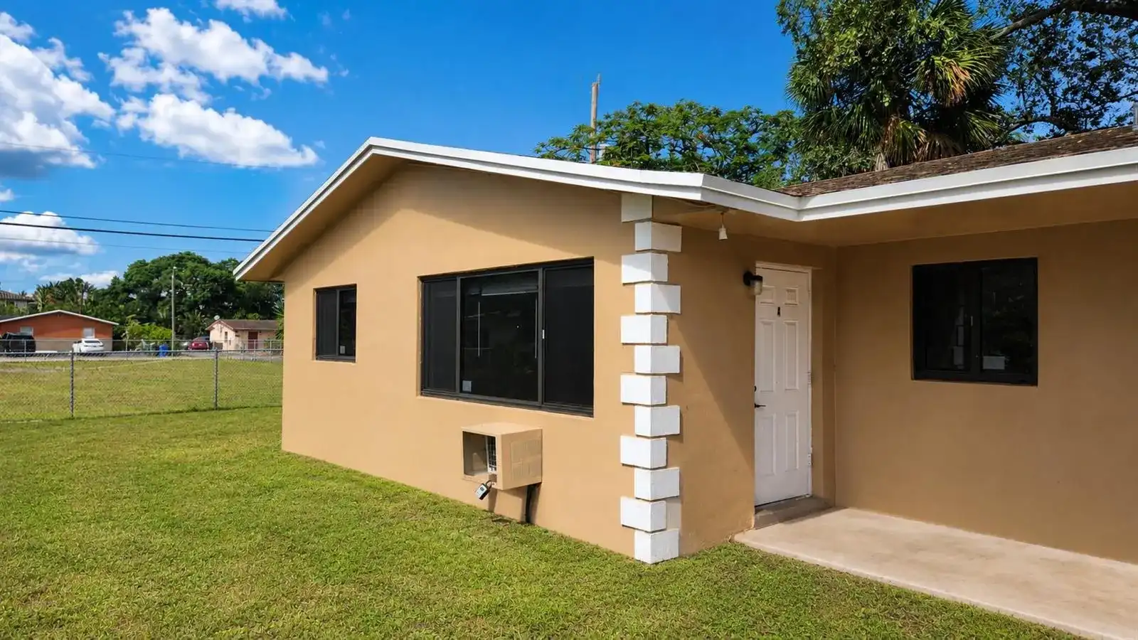 435 NW 41ST Street # 4, Oakland Park FL 33309