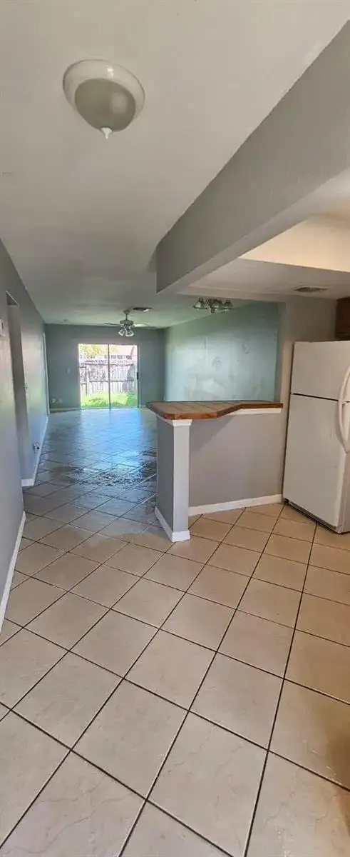 12416 Peconic Court, Wellington FL 33414 photo 2