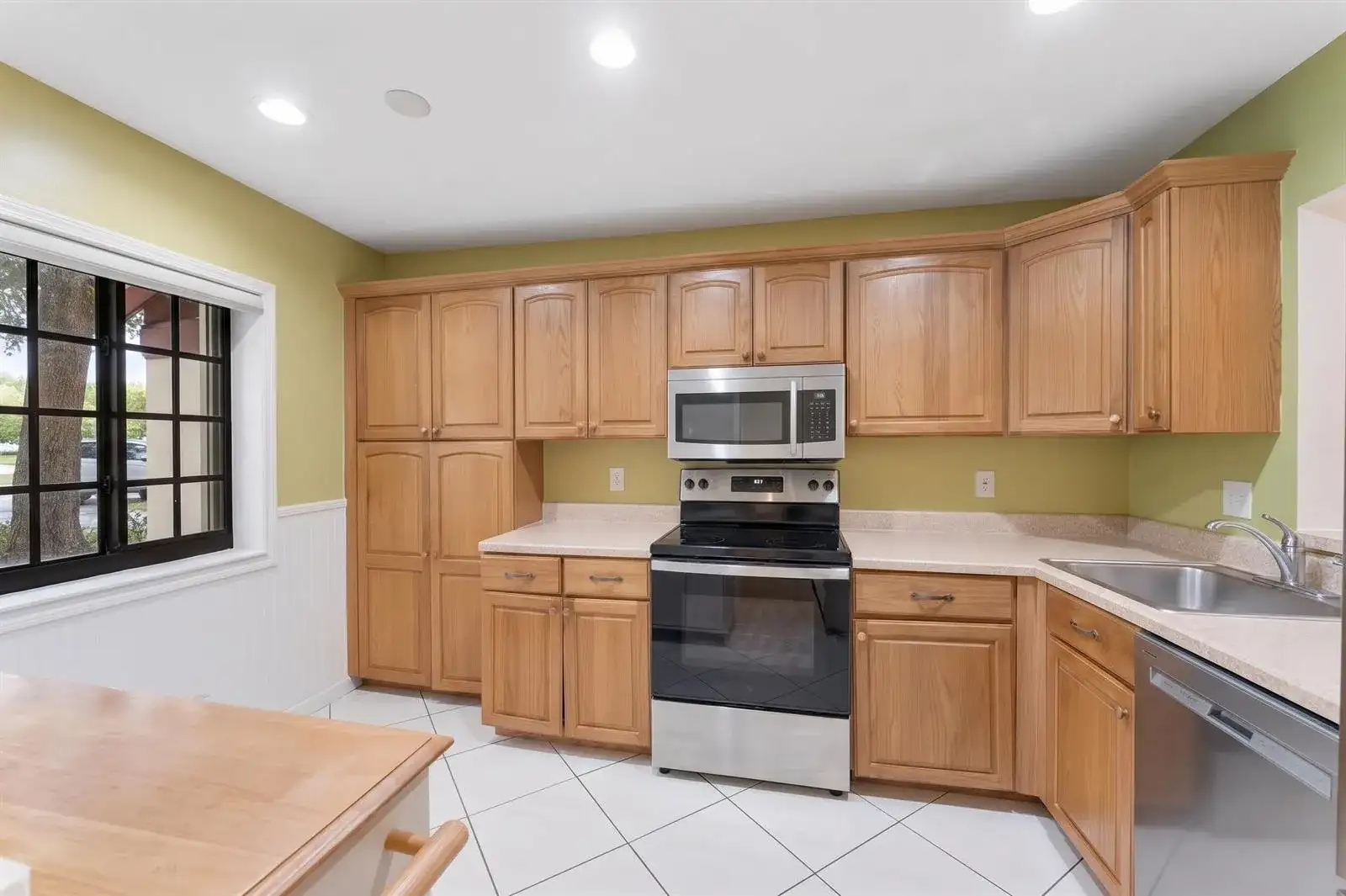 4321 CARAMBOLA Circle N # F, Coconut Creek FL 33066 photo 5