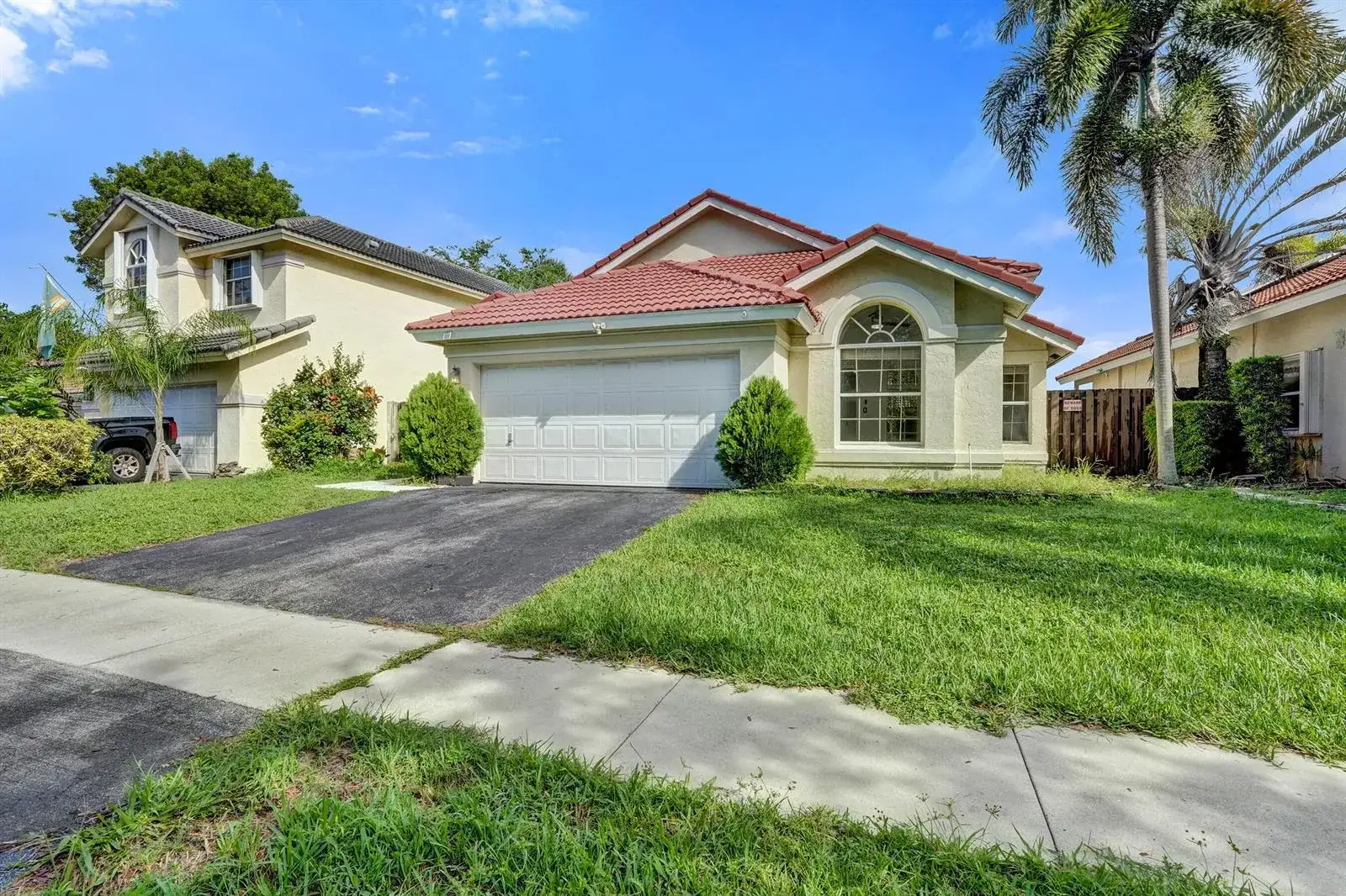 6965 NW 29th Court, Margate FL 33063 photo 2