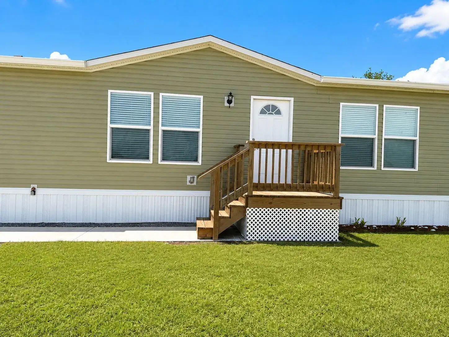 1121 ORANGE Loop, Okeechobee FL 34974 photo 3