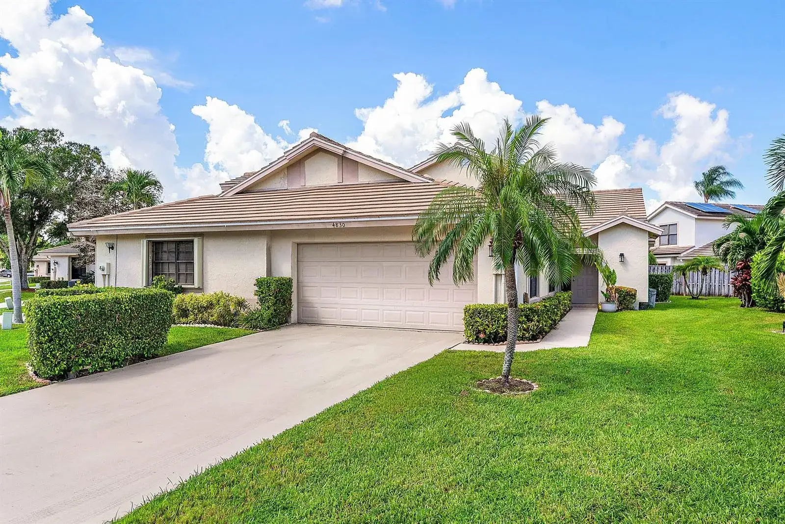 4830 BRIGHTON LAKES Boulevard, Boynton Beach FL 33436 photo 2