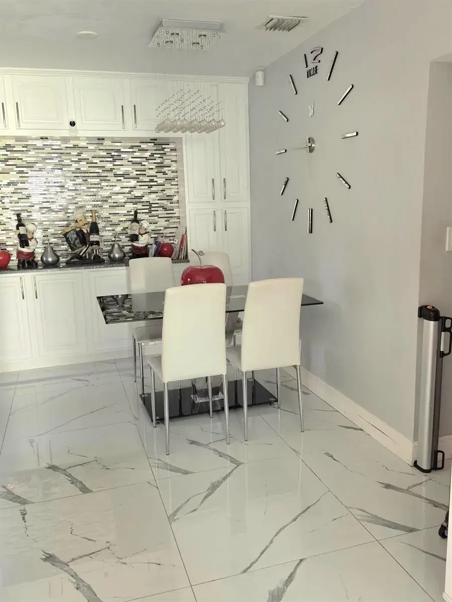 6521 HARDING Street, Hollywood FL 33024