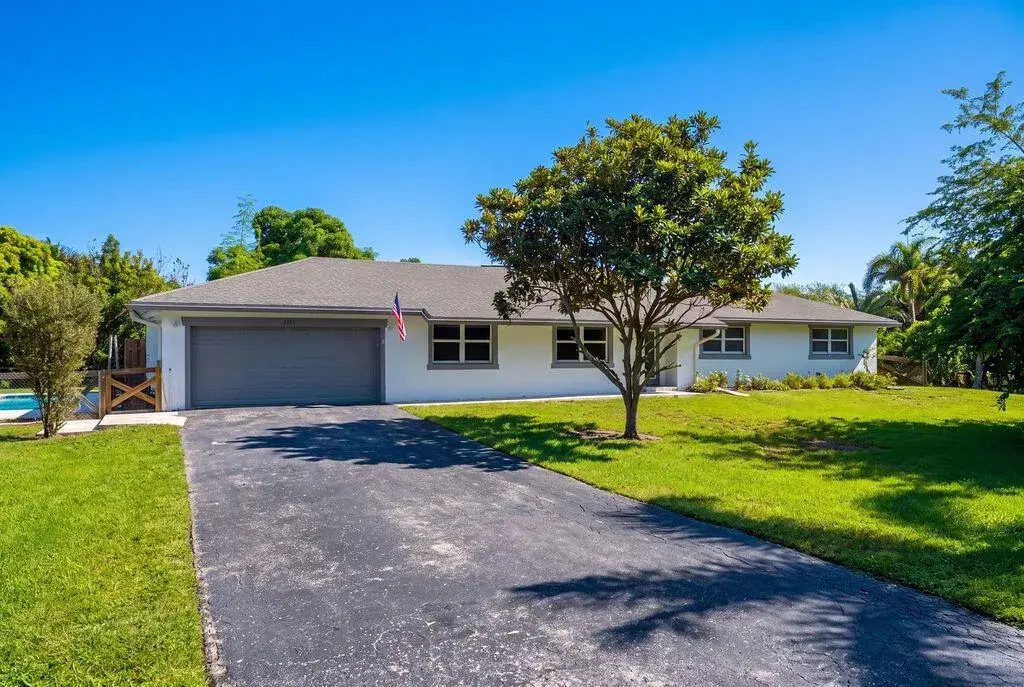4910 SW 205TH Avenue, Southwest Ranches FL 33332