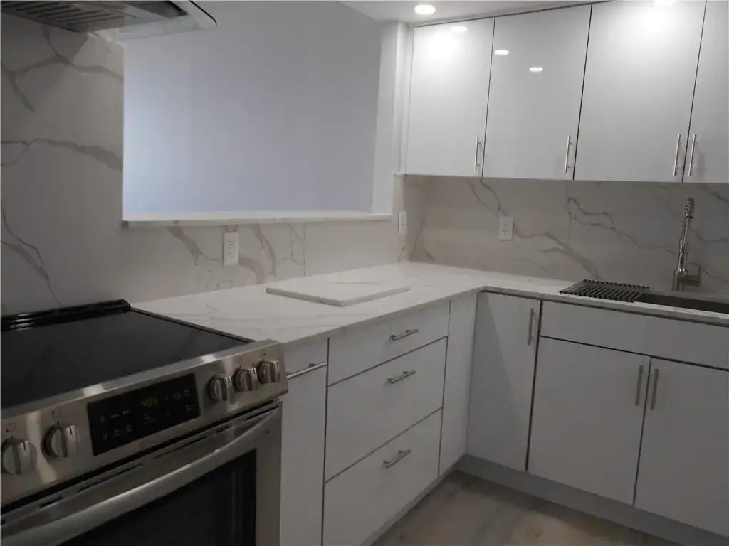 1301 NE MIAMI GARDENS Drive # 723W, Miami FL 33179 photo 3