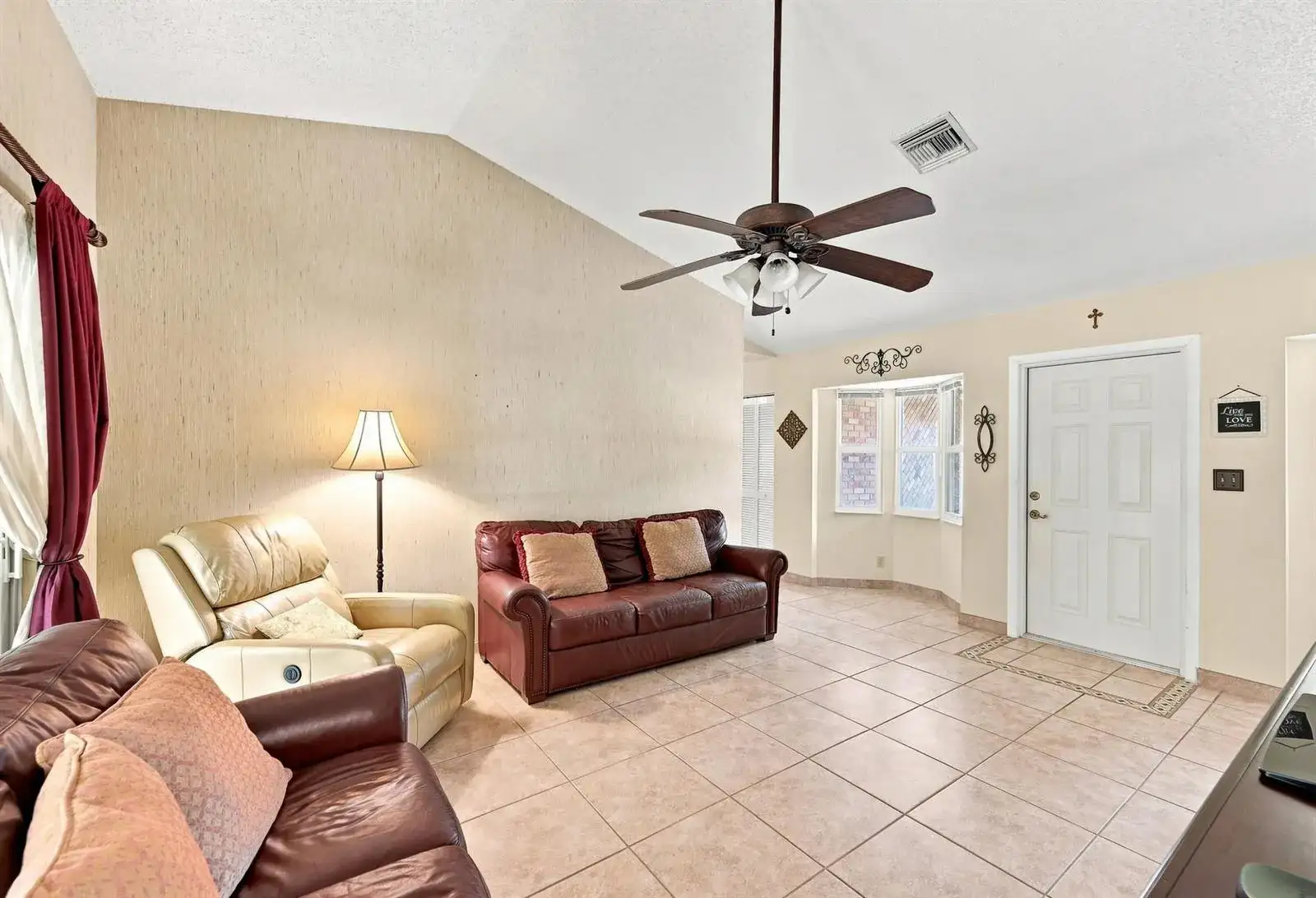 2111 NW 86TH Way, Coral Springs FL 33071 photo 5