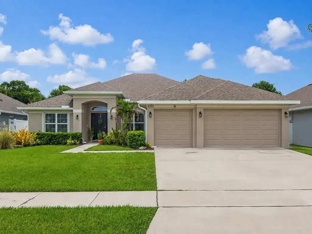 8332 Amalfi Circle, Fort Pierce FL 34951