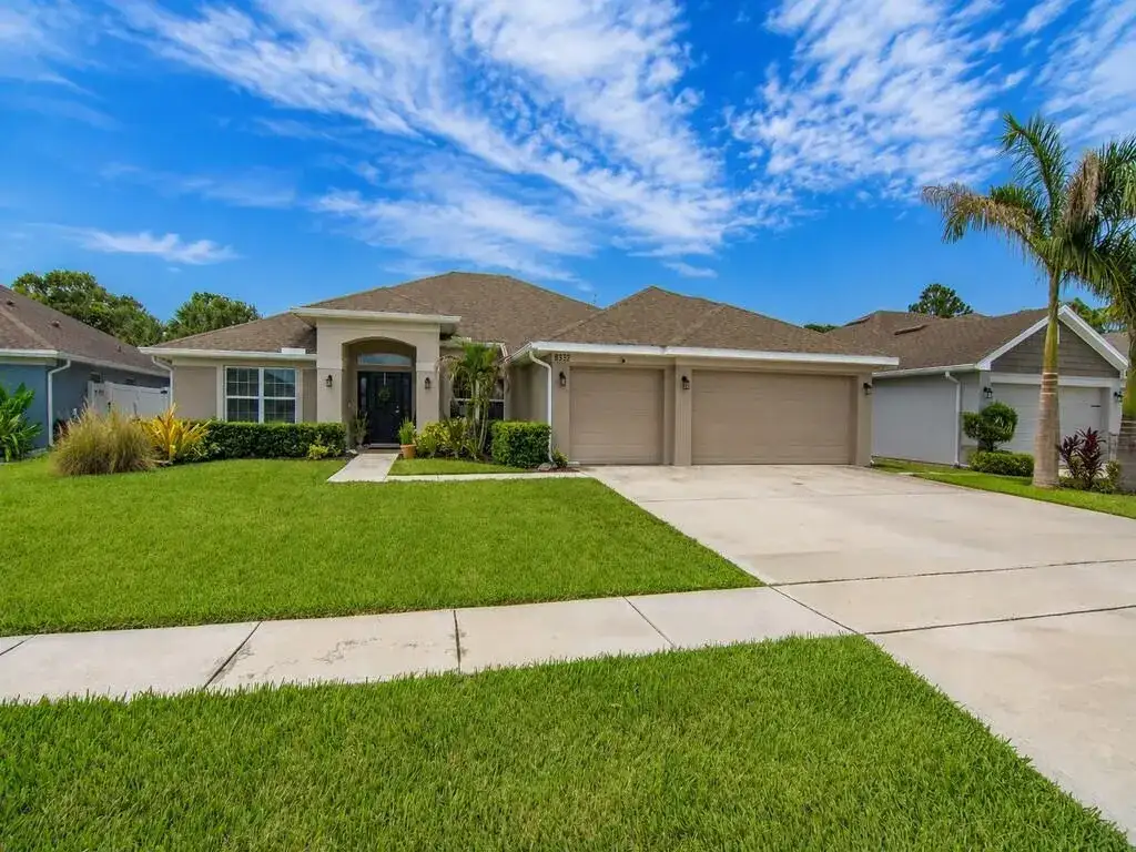 8332 Amalfi Circle, Fort Pierce FL 34951 photo 4