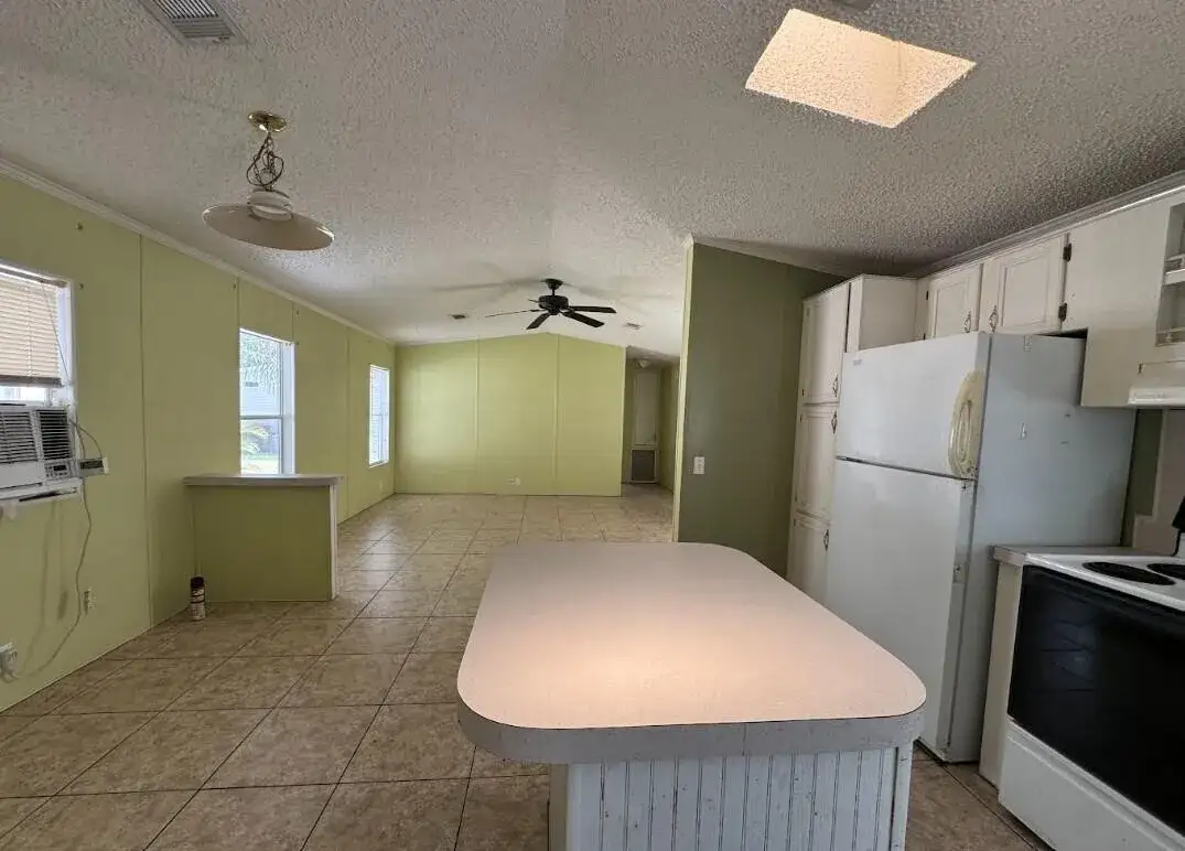 104 Plantation Boulevard # 104, FL 33467 photo 3