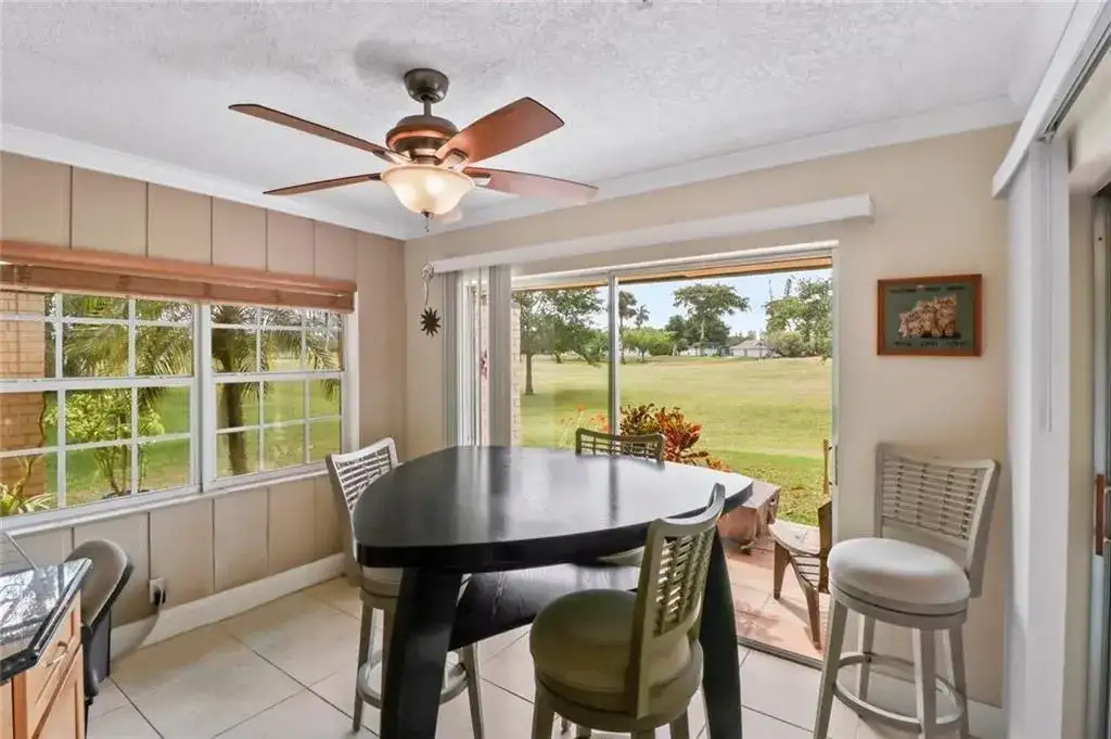 5107 BAYBERRY Lane, Tamarac FL 33319 photo 3