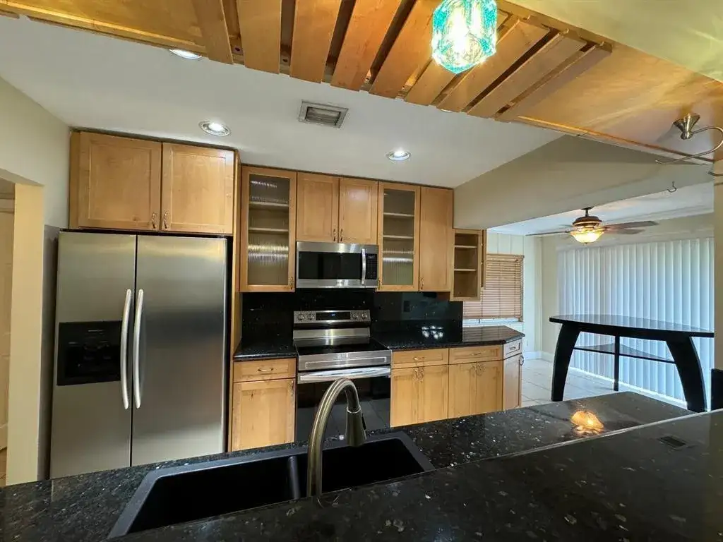 5107 BAYBERRY Lane, Tamarac FL 33319 photo 4